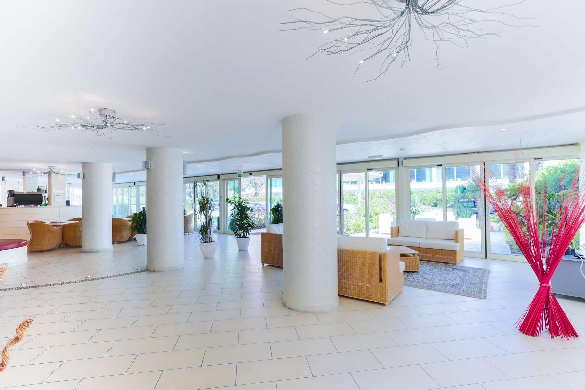 Hotel King - Azzurro Club Milano Marittima Exterior photo